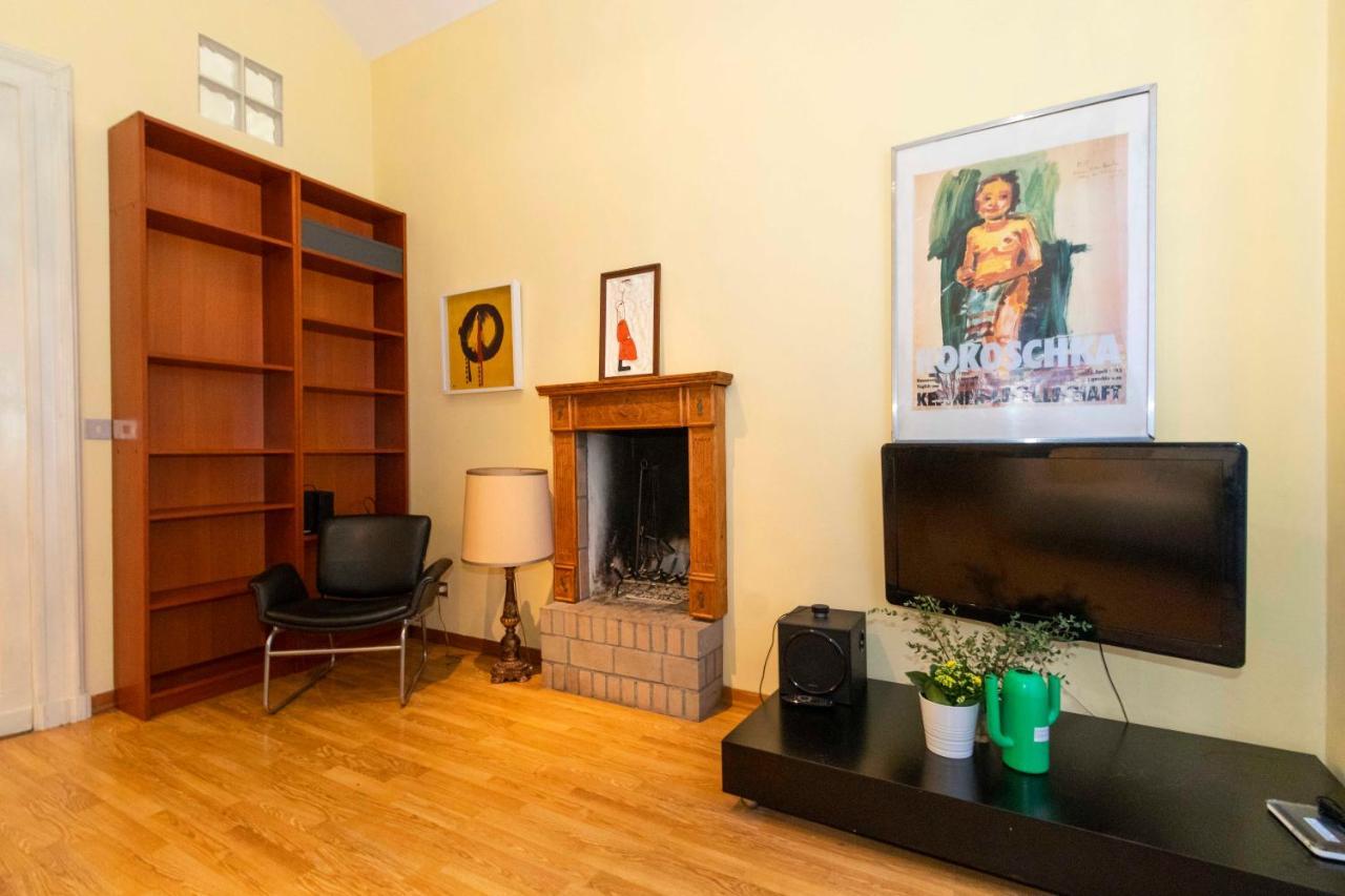 Porta Nuova & San Salvario Roomy Flat Turin Exteriör bild