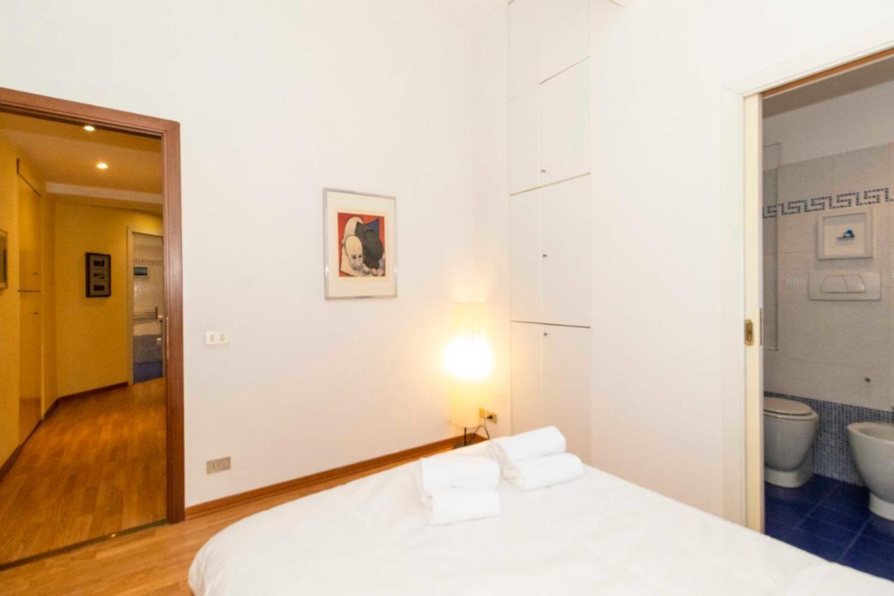 Porta Nuova & San Salvario Roomy Flat Turin Exteriör bild