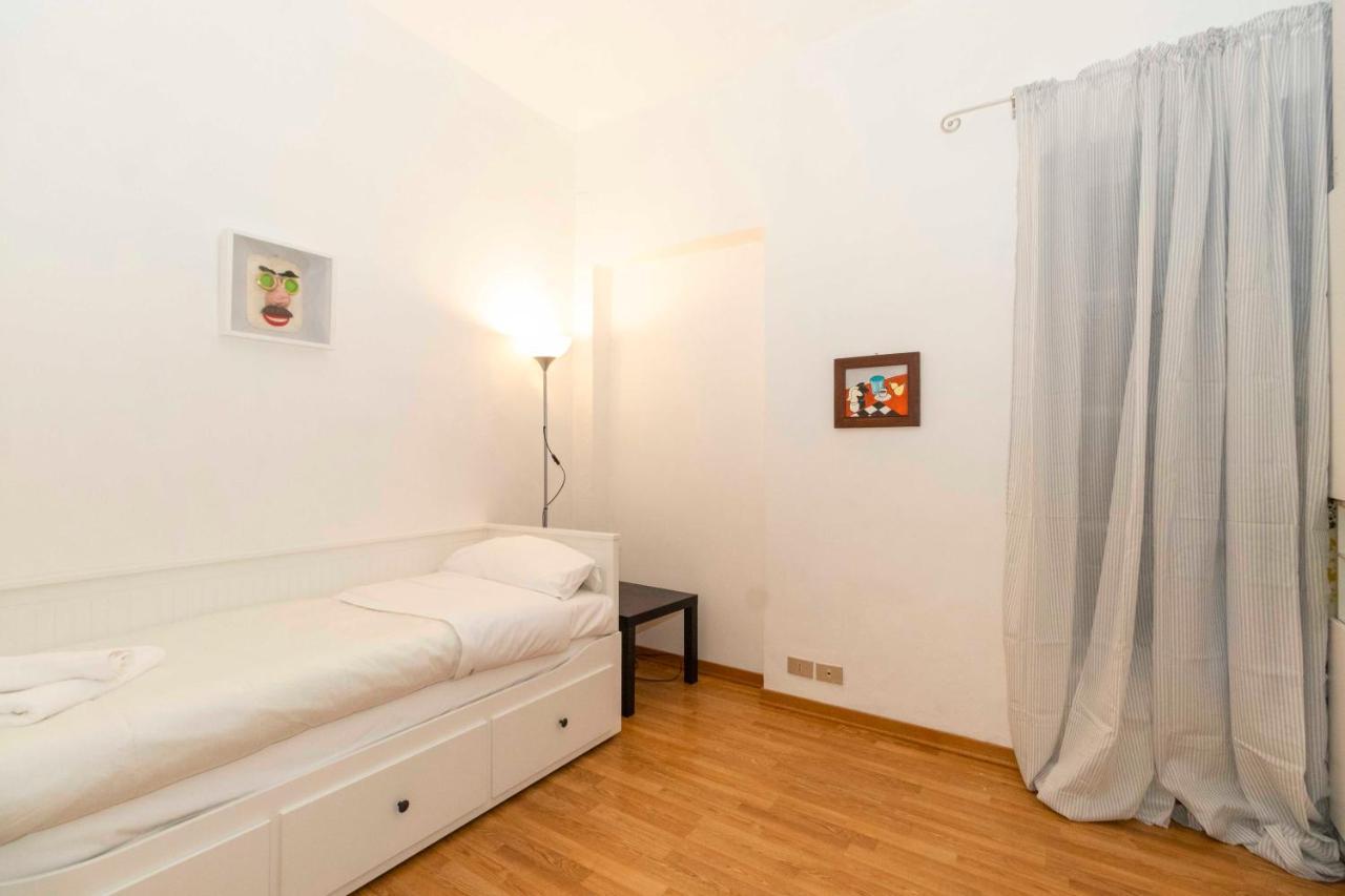 Porta Nuova & San Salvario Roomy Flat Turin Exteriör bild