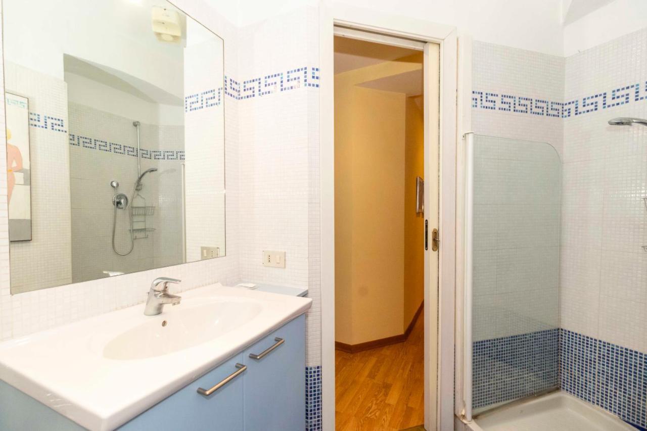 Porta Nuova & San Salvario Roomy Flat Turin Exteriör bild
